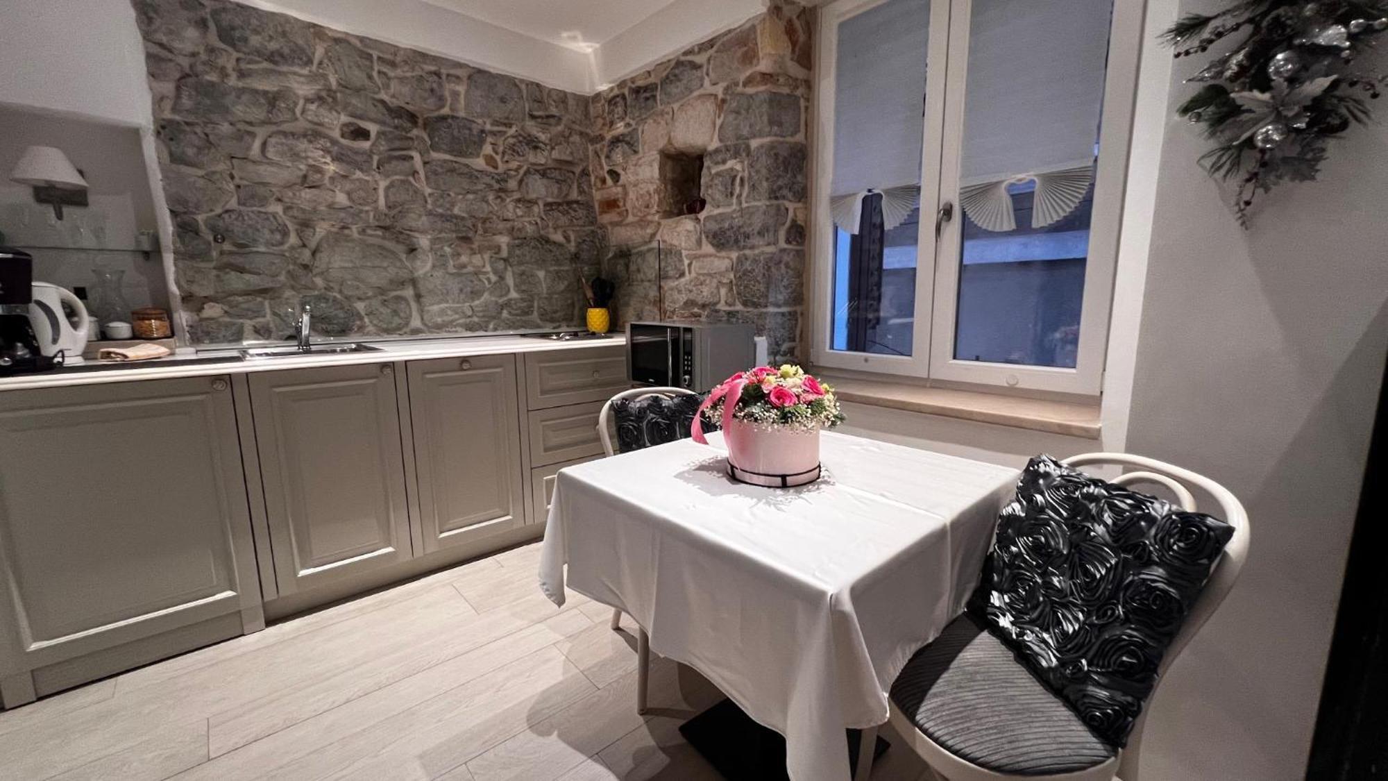 Romantic Apartment Lovran - 4 Stars Extérieur photo